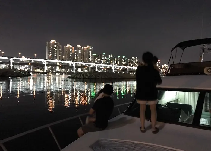 Ботель Sea And Yacht Пусан