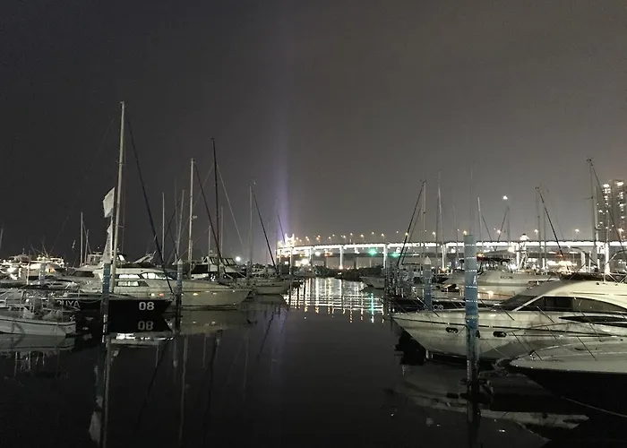 Ботель Sea And Yacht 3*