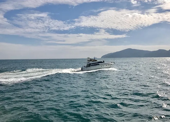 Ботель Sea And Yacht