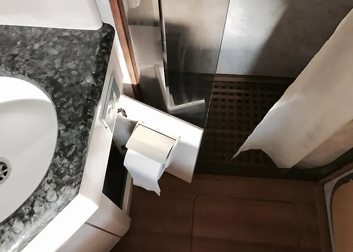 Sea And Yacht Ботель 3*